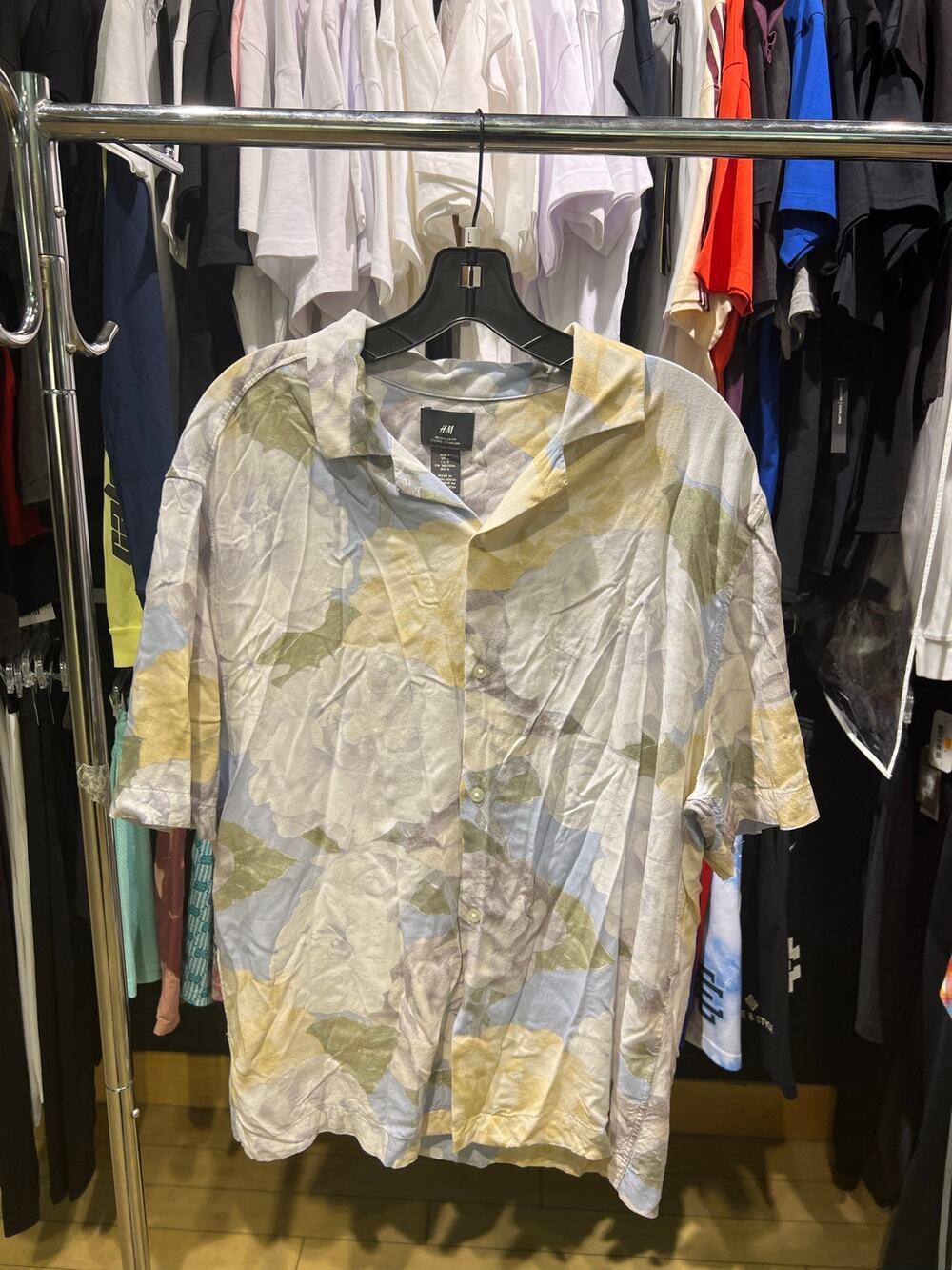 H&M Floral Button Up Shirt Sz L